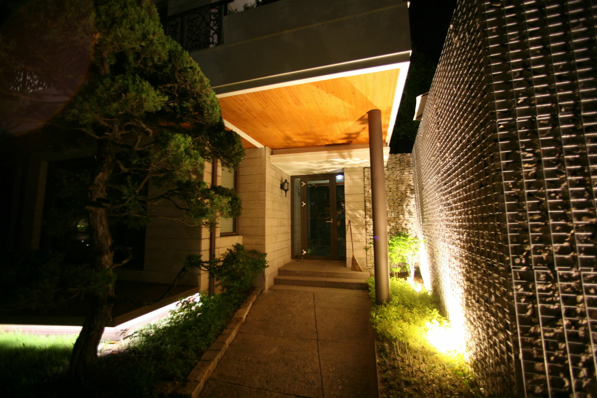 Hotel Bonum 1957 Hanok And Boutique Seoul